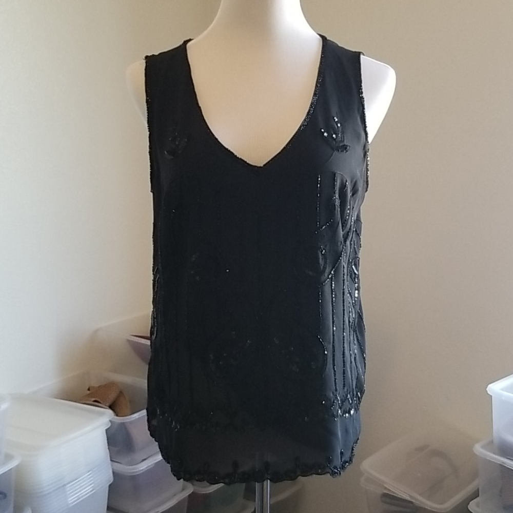 3/$25 💯% silk Banana Republic semi sequin blouse